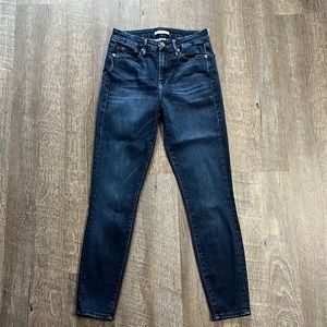 Good American Good Waist Jeans